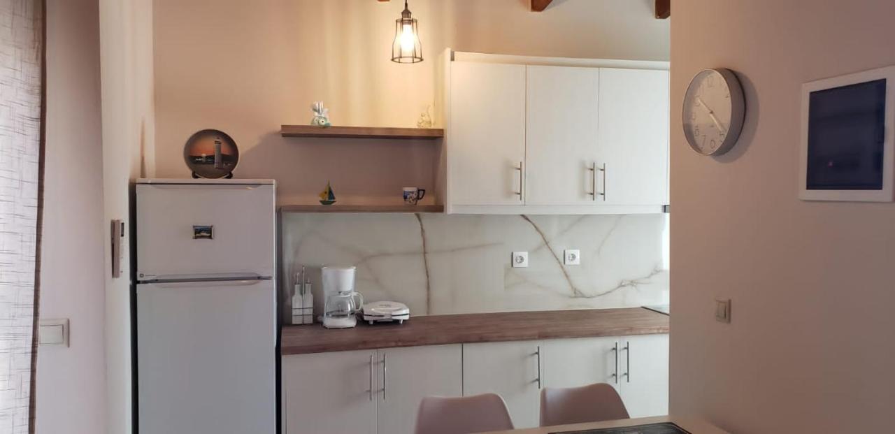 Michalis, 2-bedroom apartment in Saranda Exterior foto